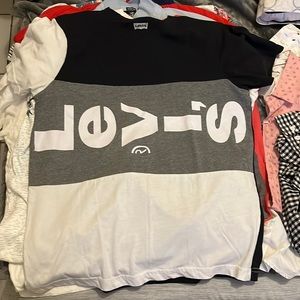 Levi’s shirt